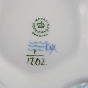 Vollspitze Kaffeekanne aus Porzellan mit blauen Rillen von Royal Copenhagen