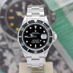 Rolex Submariner Automatik Edelstahl Ref. 16610 inklusive Rolex Box und Papieren aus dem Jahr 2001